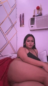 Aelora69 Too tempting to ignore and way too dangerous to resist 😈 Foto 2