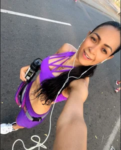 MelisaKovacs Always Fit 🏋🏻‍♀️ รูป  8