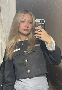 Cira_BabyFace Mirror Noir Tease Pic