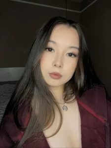 AlberthaEscue Velvet Hour Pic 5