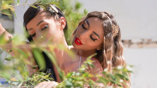 BabesGoWild: Urban goddesses ( 6 фото)