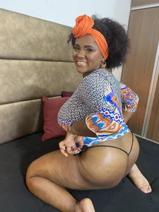 AliciaMiilf black girl Εικόνα 3