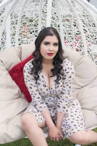 Nina_Adamms Public Foto 3