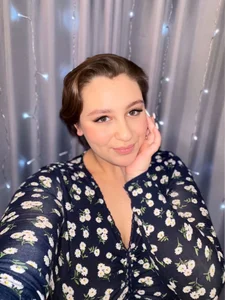 Flower girl 🩷🩷 od MaryMurray  2 snímek