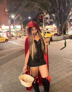Halloween Hooded Costume❤️💋 de bella__honey  Imagens