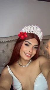 Alecash_ Queen Kuva 6