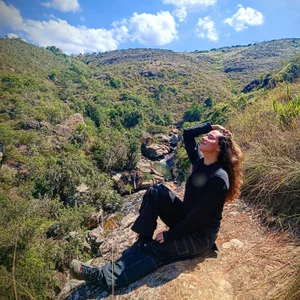 lovely_kitt Accompan me to this new adventure where you can appreciate the bell of these crystalline waters and Bilde 4