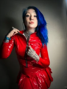 coyemoo LATEX❤️👗SMOKING💨🔥 Poză 6