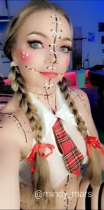 Gemma_Nye Public Pic 3