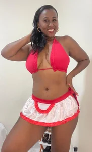 alexajhonson1012 Red girl 💖 Immagine  7