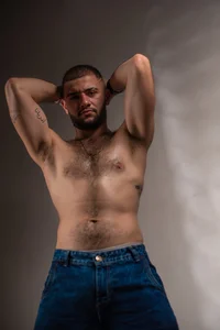 MaximusClark New essence Pic 2