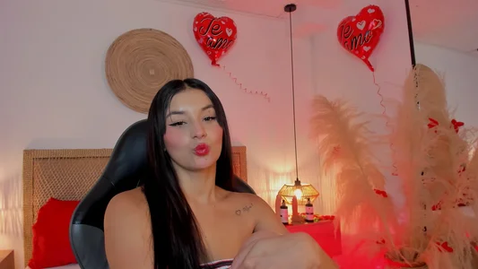 HAPPY VALENTINE'S DAY 🎀💝 od alissongirl_  3 snímek