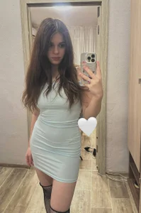 JeniceSourwine New day, new dress💖 Pic 2