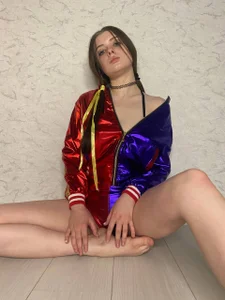 AngelenaCrittendon Harley Quinn Pic 2