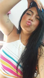 kiana_cream sexy and crazy lol Pic 4