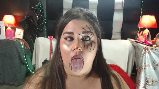 LeslyeAdamssa cute ahegao for you图片