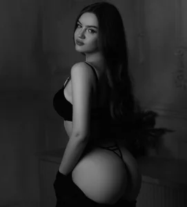 Alisia_here's Black♥ Sex Photo 2