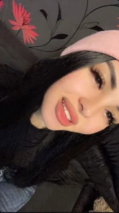 LilaRoses Get to know me 👀 Foto 3