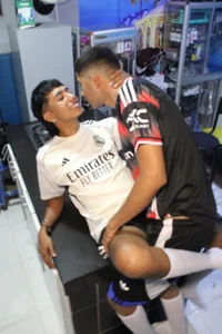 Strength, passion, and style in every play. Two footballers who turn the pitch into pure temptation de darwinandbrayann  Imagens