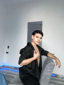 NoahVance Public Poză 9