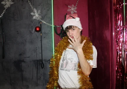 LukeSweet: Christmas mood ❄️ ( 5 фото)