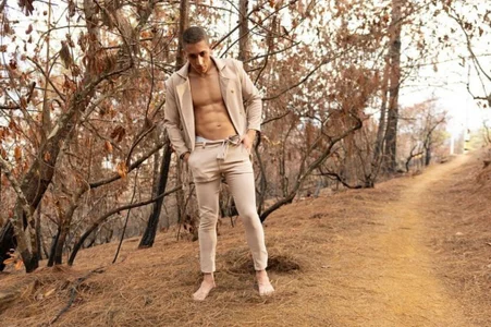 Public od MikeRoss7777  6 snímek