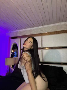sara_frost ♥ - {count, plural, one {תמונה אחת} two {שתי תמונות} many {# תמונות} other {# תמונות}}