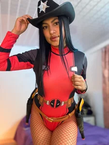 Kayla_foxxy deadpool girl Pic 6