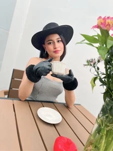 NatyVelt A date with me! Sexy, fancy, glamurous, student, coffee, heat, dress, legs, brunette, cinamoon, swee Fotka 4
