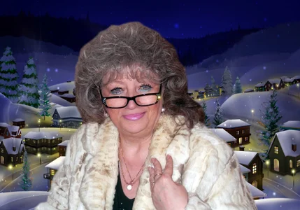 RoyalTits Public Pic 6