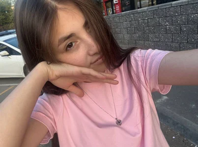 LynetteDanley Sense of style 😈 Pic 5