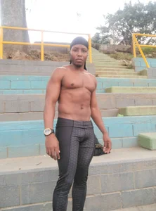 bigcock_latin1 Sexy abdomen Pic 4