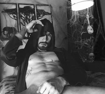 JACKMARCKOS Halloween 2022 টি ছবি