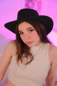 Maggi_Shine the Hat mood Foto 7