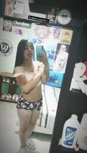 GIRLS-LESBI-HOTT Public Fotka 6