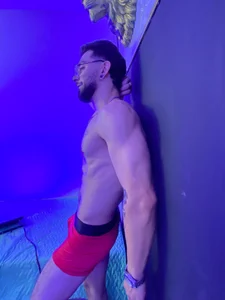 Axel_Sttonのsexy latinoの 4枚の写真