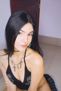 aisha_sakina 💜 Pic 3