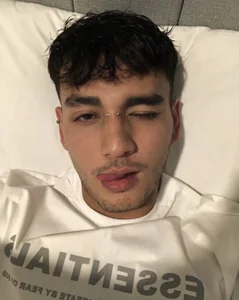 Velvet_man: Me ( фото)