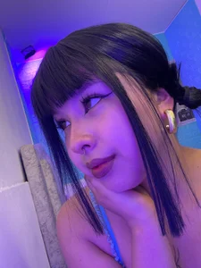 Daylin_1 Do I look like an Asian to you?🫣😍 Foto 4
