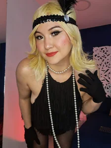 CoralQuinn Naughty in the Jazz Age  5টি ছবি