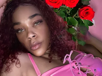 BabyCake25 Public Pic