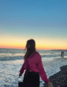Lara_Deli_Vie 💛💛💛 Bilde 2