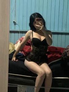 Allicynhas XXX nøgenfoto 3