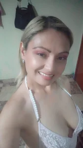 Public od _Charlize_theron_  6 snímek