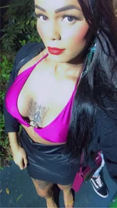 Carolina de Bonecagulosa  2 Imagens