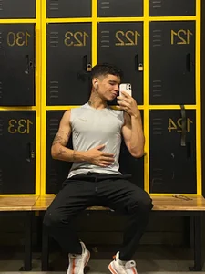 Ian_Castillo_ strong and sexy Ian 😈💪🏻 Kuva 4