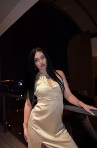 SelenaFoxy Meow Poză 2