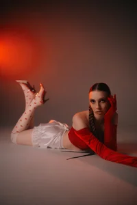 VeronicaVances Scarlet Spell Pic 3