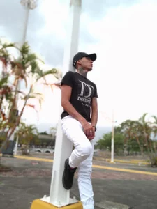 ANDRES_URRIETAPublic Bild 8