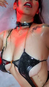 lily_tay_ Grace & Style Pic 4
